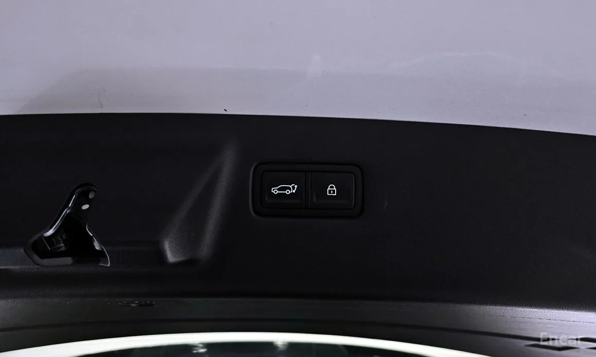 Фото 19 - Hyundai Santa Fe