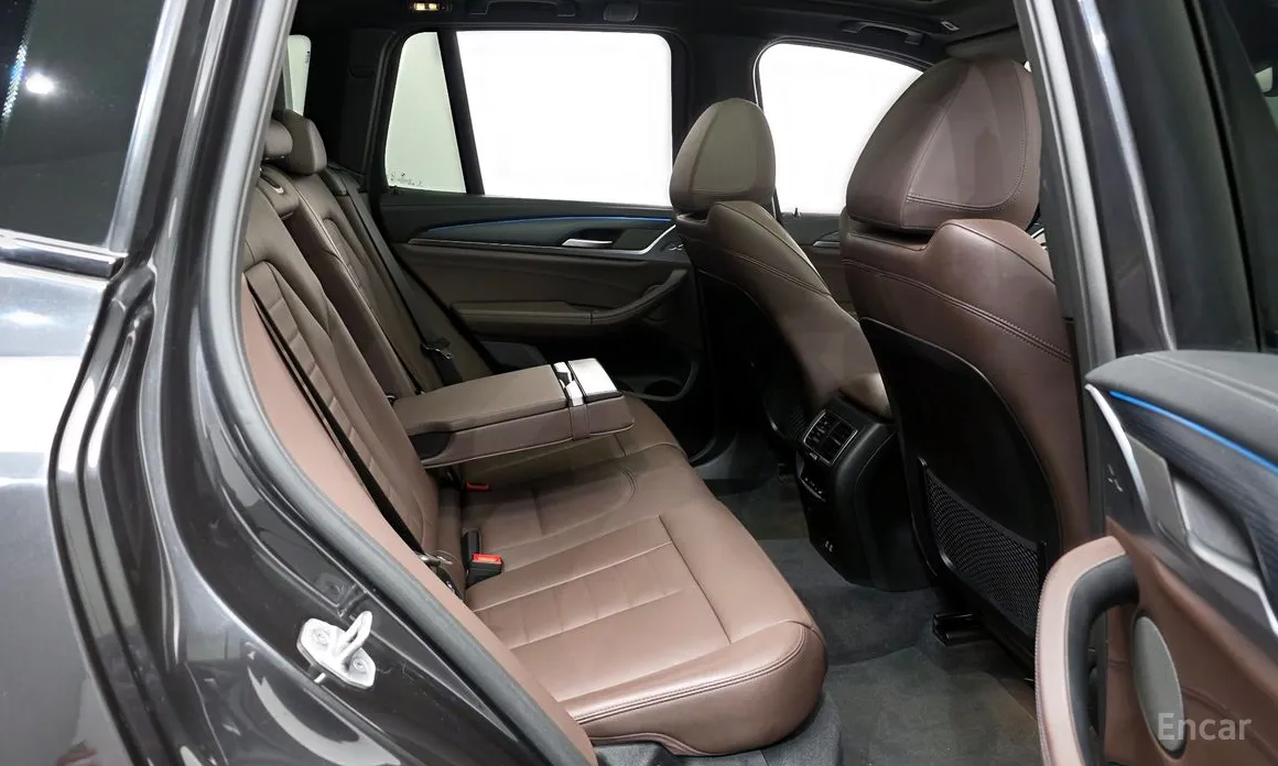 Фото 12 - BMW iX3