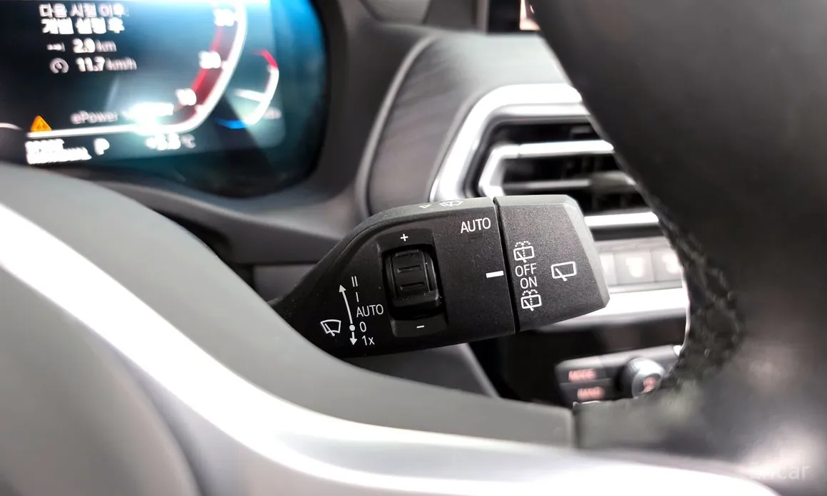 Фото 14 - BMW iX3