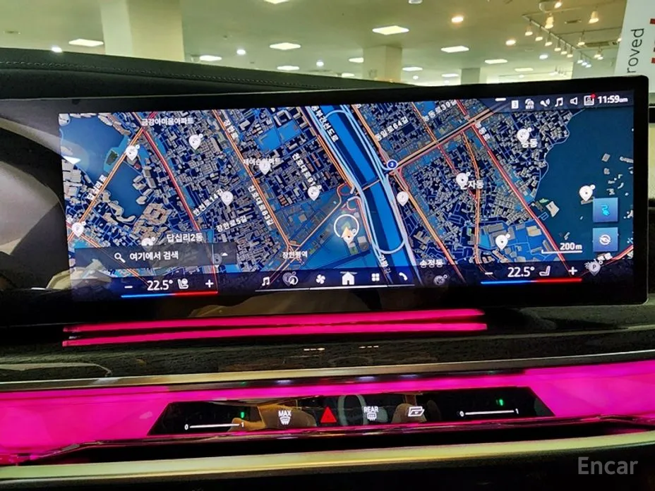 Фото 17 - BMW i7