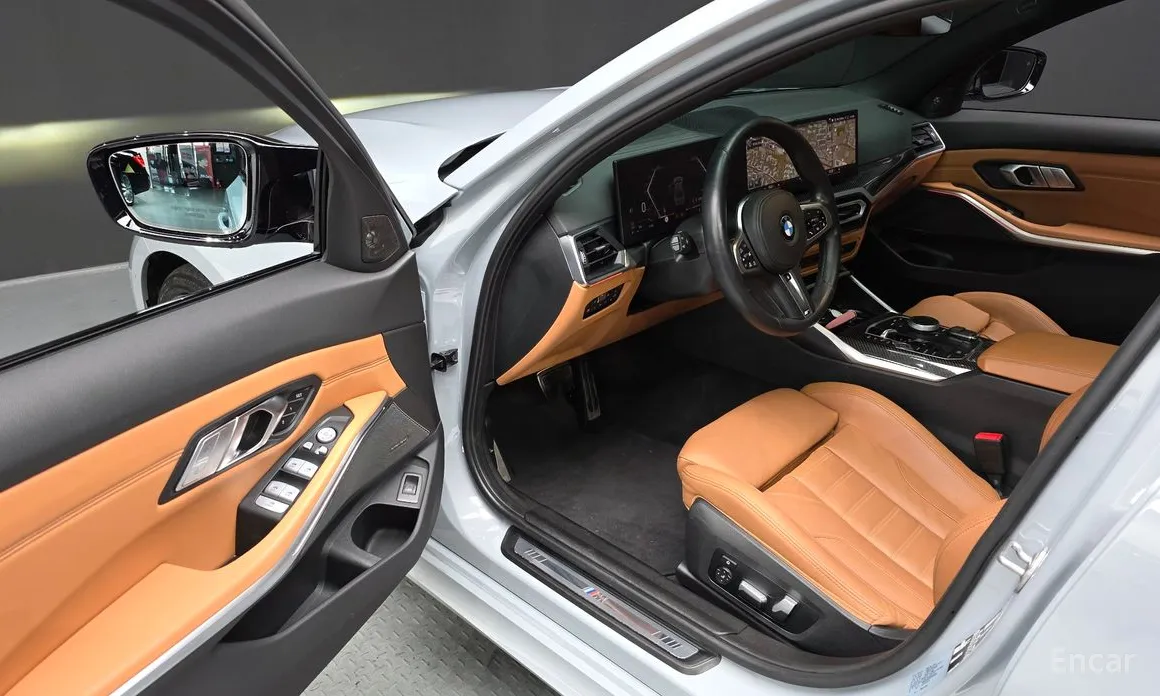 Photo 12 - BMW 3 Series