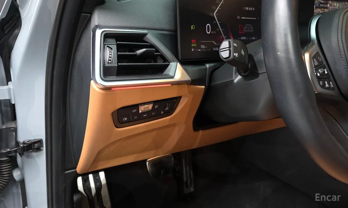 Photo 13 - BMW 3 Series