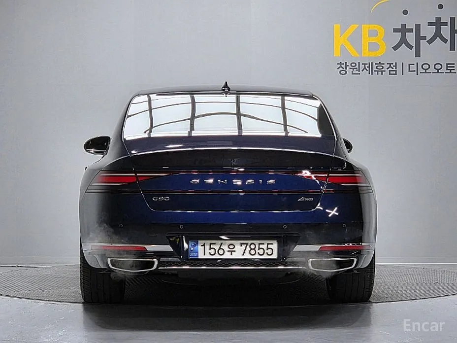 Фото 4 - Genesis G90