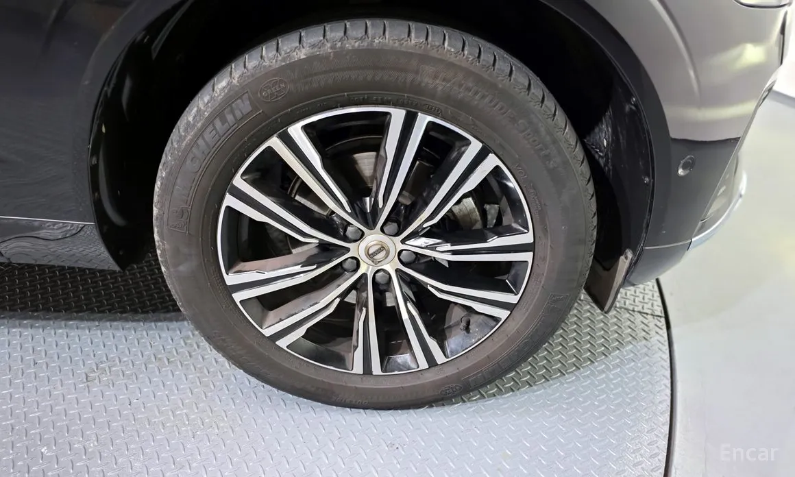 2017 Volvo XC60
