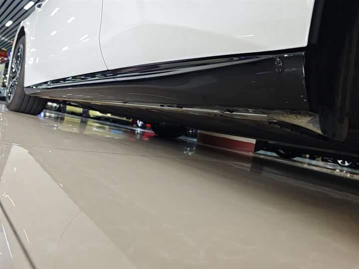 Фото 22 - Nio ET5