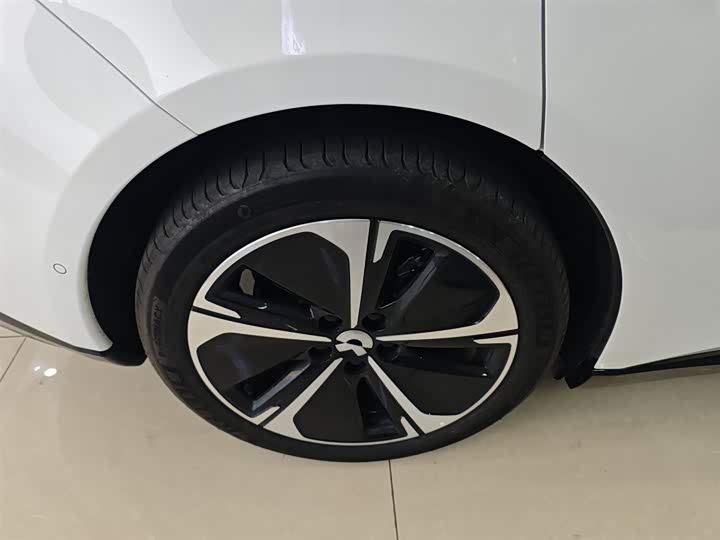 Фото 26 - Nio ET5