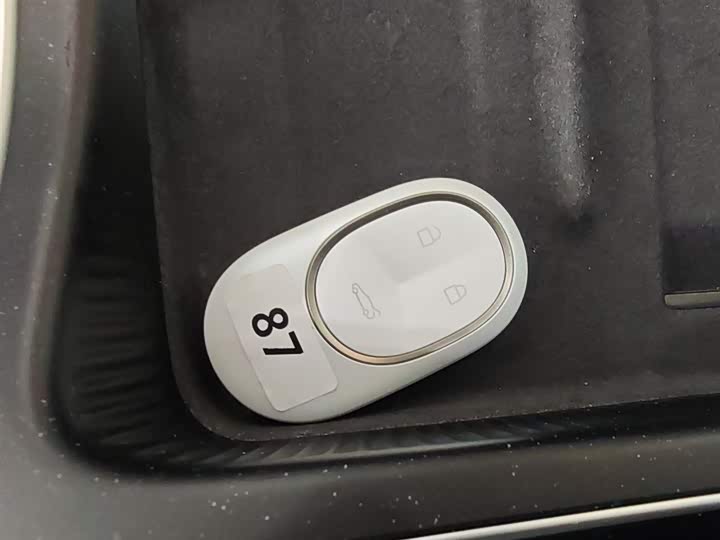 Фото 9 - Nio ET5