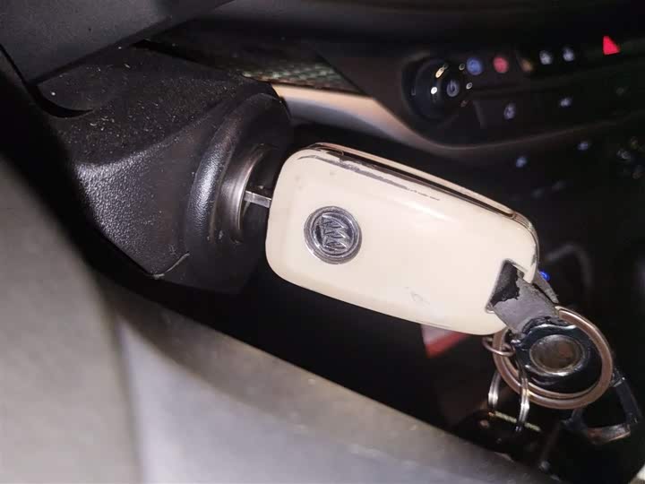 Фото 12 - Buick Excelle GT