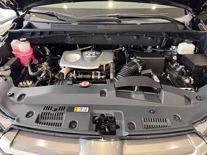 Фото 20 - Toyota Highlander