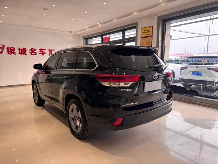 Фото 6 - Toyota Highlander