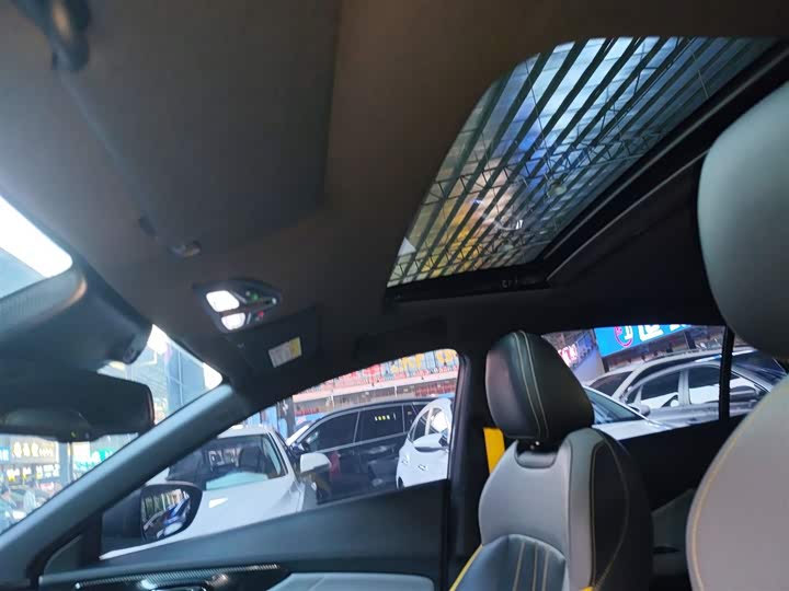 Фото 18 - GAC Trumpchi Empow R