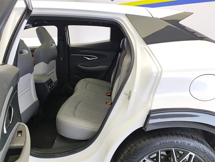 Фото 11 - Changan UNI-T