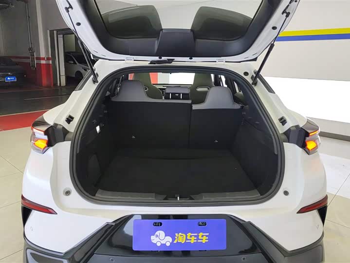 Фото 4 - Changan UNI-T