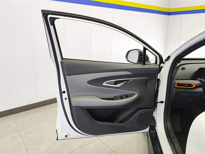 Фото 7 - Changan UNI-T