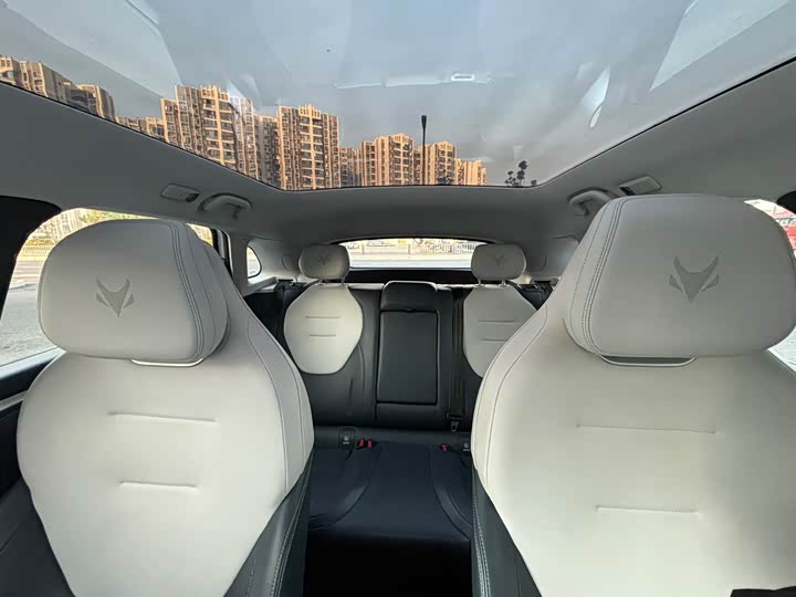 Фото 11 - BAIC Arcfox Alpha T5