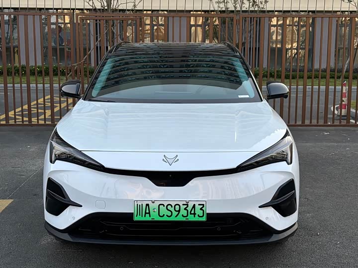 Фото 2 - BAIC Arcfox Alpha T5