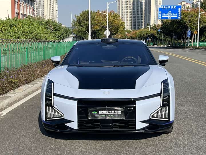 Фото 2 - HiPhi Z