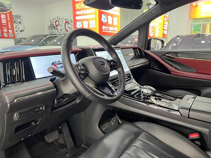 Фото 10 - GAC Trumpchi M8