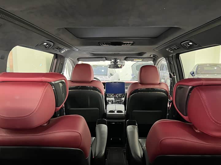 Фото 21 - GAC Trumpchi M8