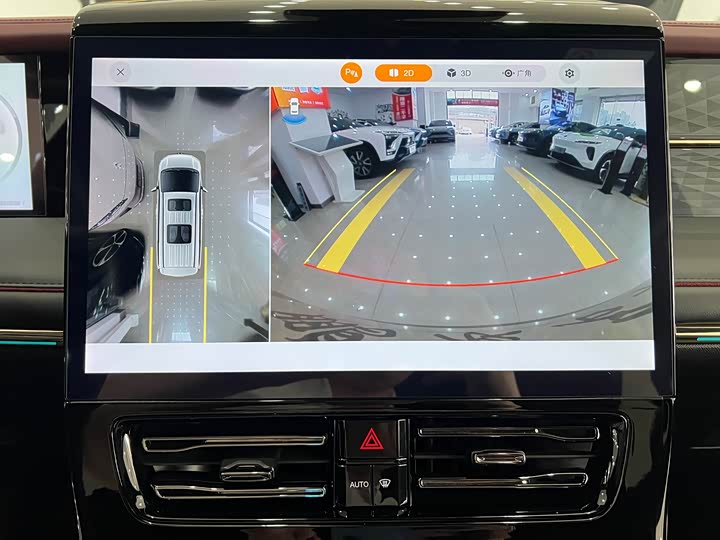 Фото 25 - GAC Trumpchi M8