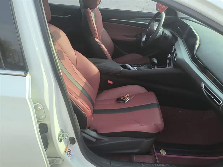 Фото 25 - Changan Eado Plus