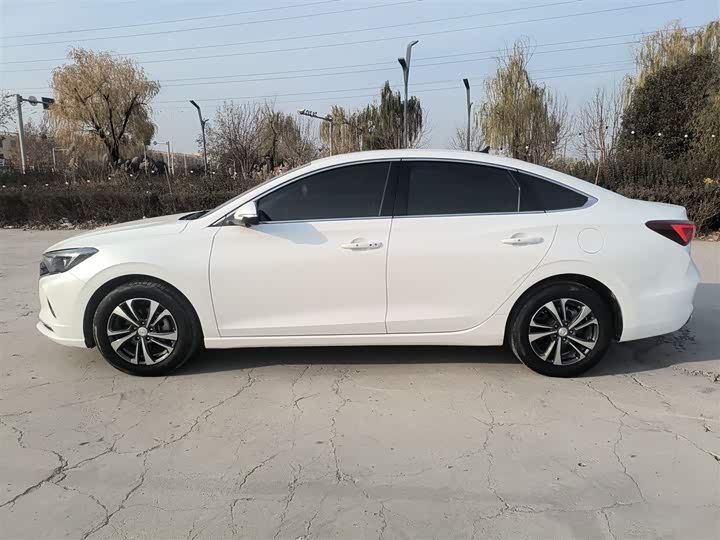 Фото 5 - Changan Eado Plus