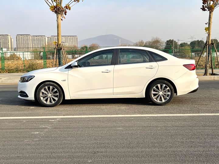 Фото 5 - Chevrolet Monza