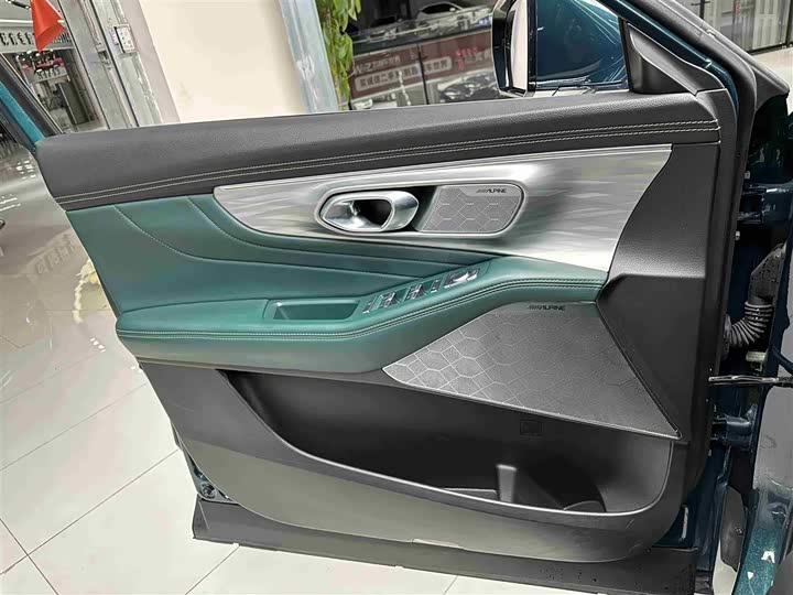 Фото 19 - GAC Trumpchi GS8