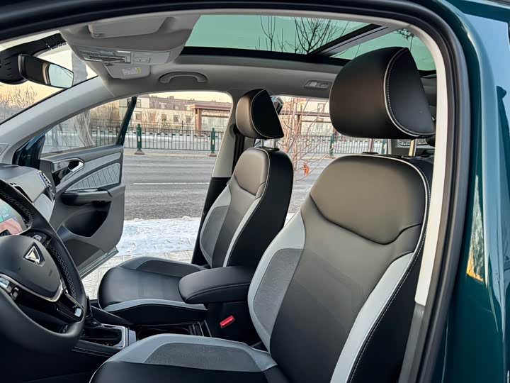 Фото 15 - Jetta VS7