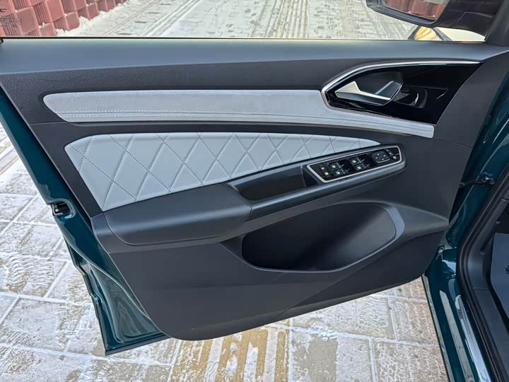 Фото 8 - Jetta VS7