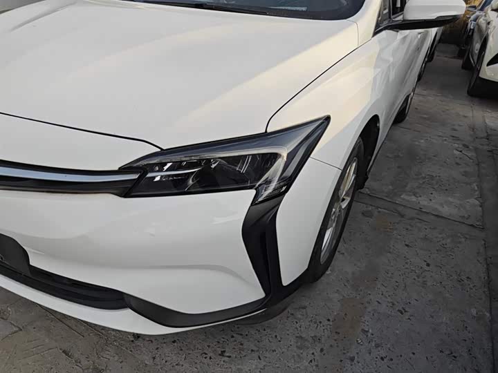 Фото 24 - Buick Velite 6