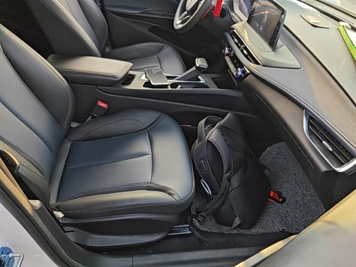 Фото 25 - Buick Velite 6