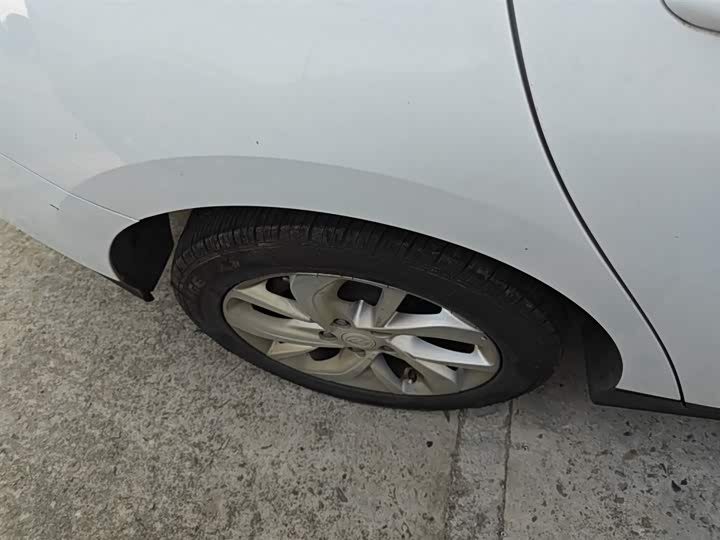 Фото 26 - Buick Velite 6