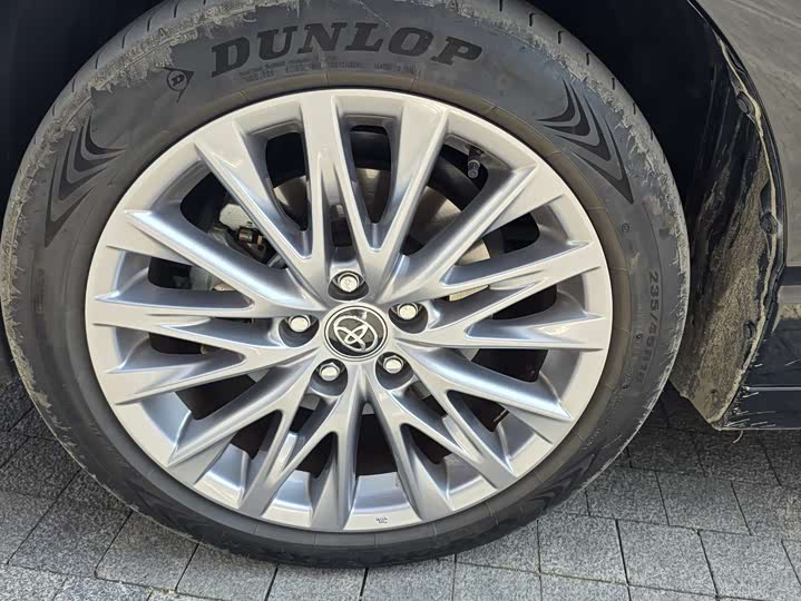 Фото 17 - Toyota Avalon