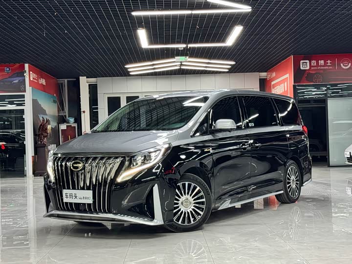 Фото 1 - GAC Trumpchi M8