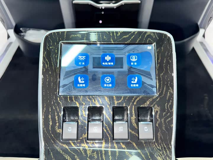 Фото 15 - GAC Trumpchi M8