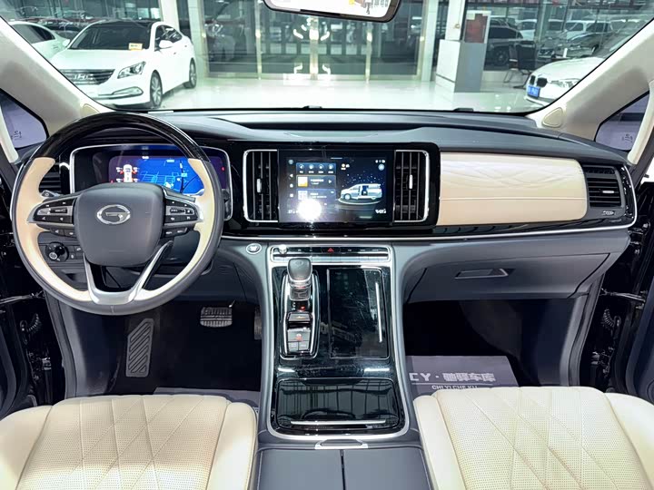Фото 16 - GAC Trumpchi M8