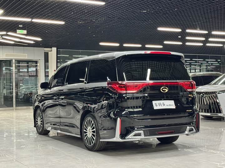 Фото 7 - GAC Trumpchi M8