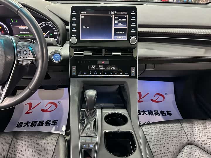 Фото 11 - Toyota Avalon