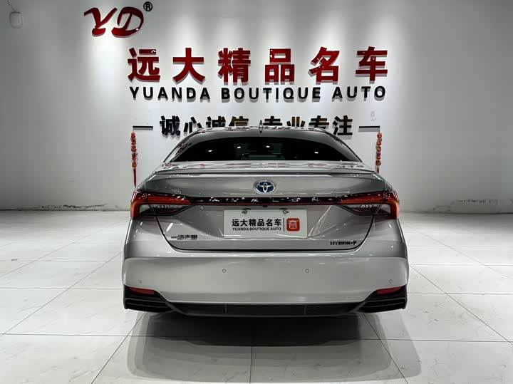 Фото 17 - Toyota Avalon