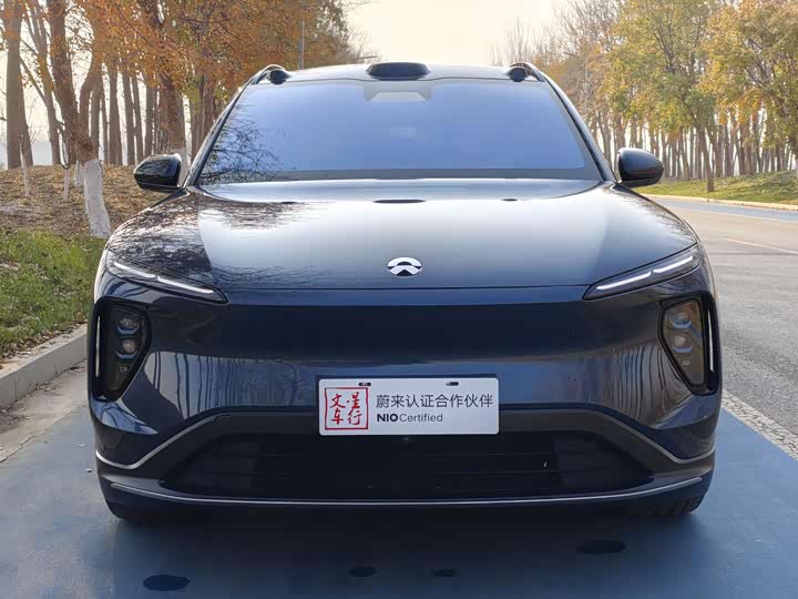 Фото 2 - Nio ES6