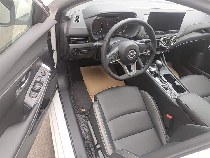 Фото 16 - Nissan Sylphy