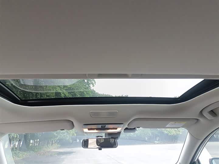 Фото 18 - Nissan Sylphy