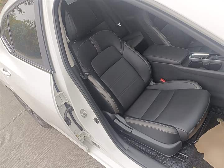 Фото 25 - Nissan Sylphy