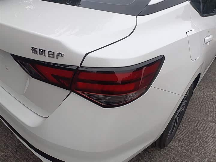 Фото 8 - Nissan Sylphy