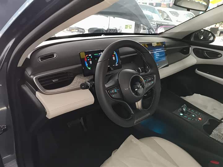 Фото 10 - BYD Seal 05 DM-i Hybrid