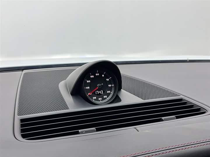 Фото 17 - Porsche Panamera