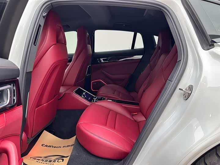 Фото 9 - Porsche Panamera