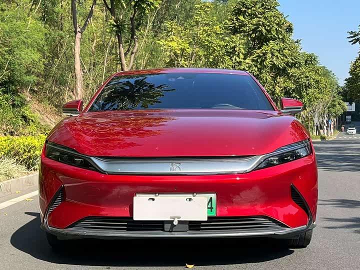 Фото 2 - BYD Han