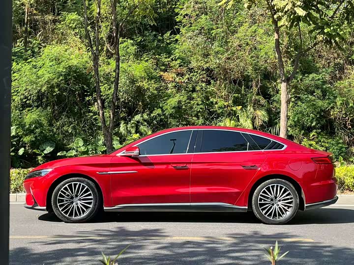 Фото 8 - BYD Han